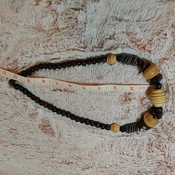 💜Vintage Boho Wooden Bead Necklace - Picture 4 of 4